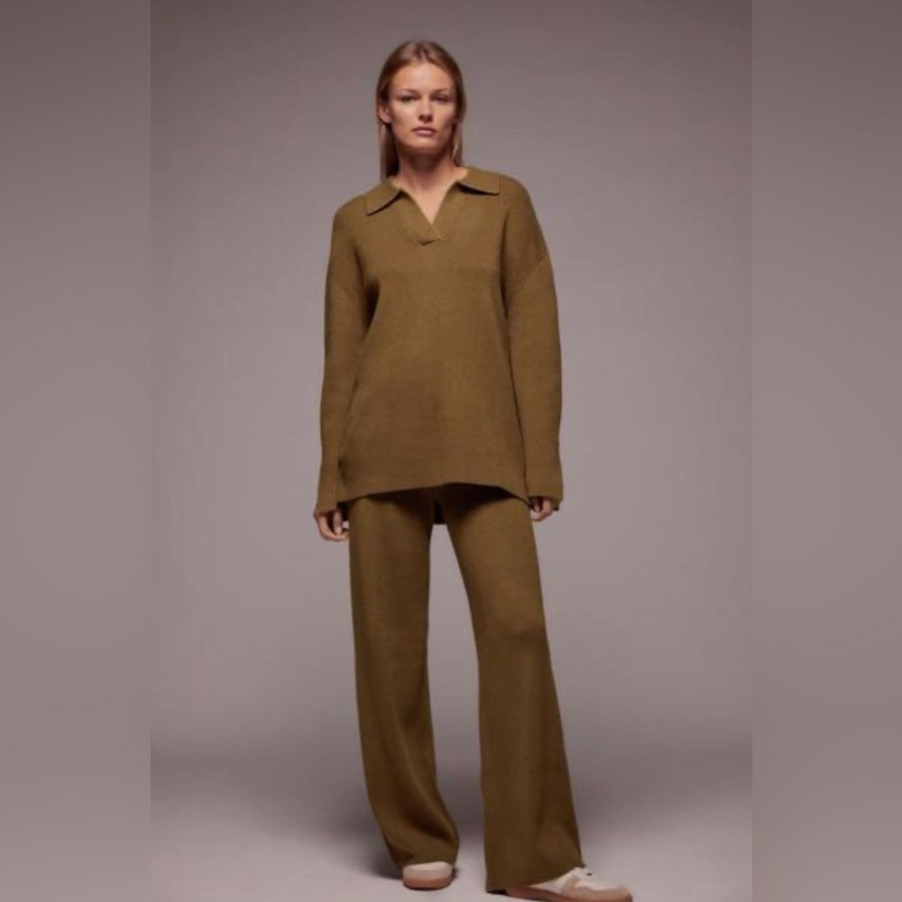 Zara Oversized Sweater - Picture 6 of 6